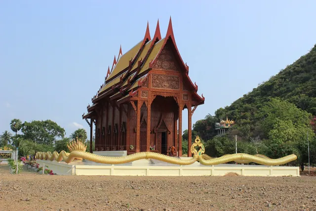 อ่าวน้อย และหาดกุยบุรี