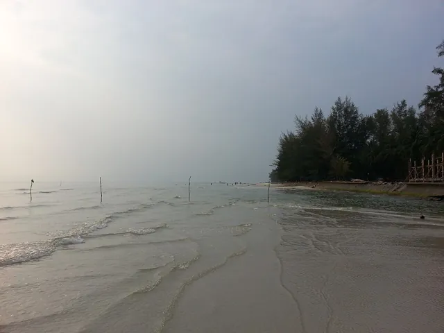 หาดบานชื่น และชายทะเลตราด
