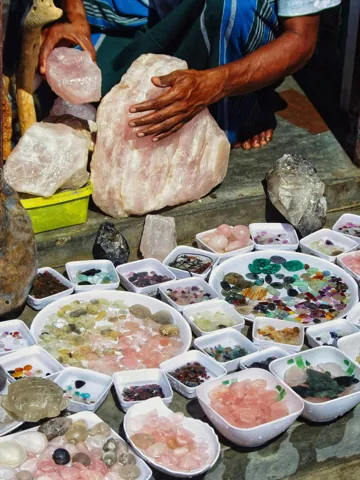 ตลาดพลอยจันทบุรี