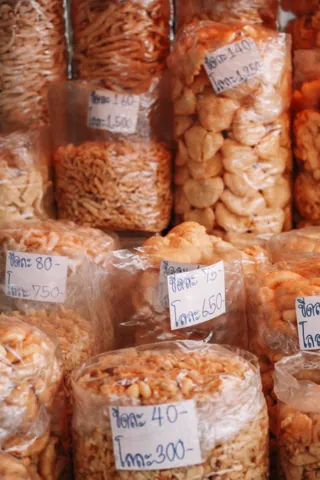 ตลาดหนองมน บางแสน